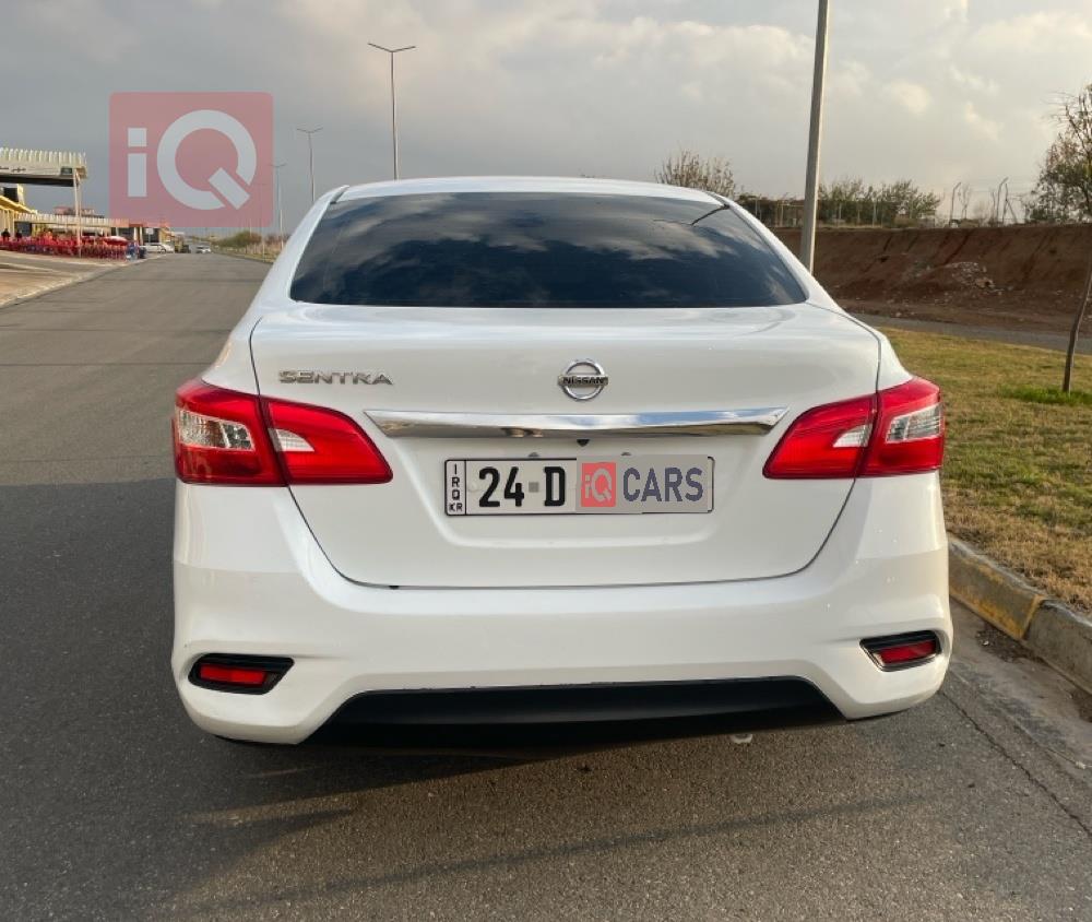 نیسان سێنترا